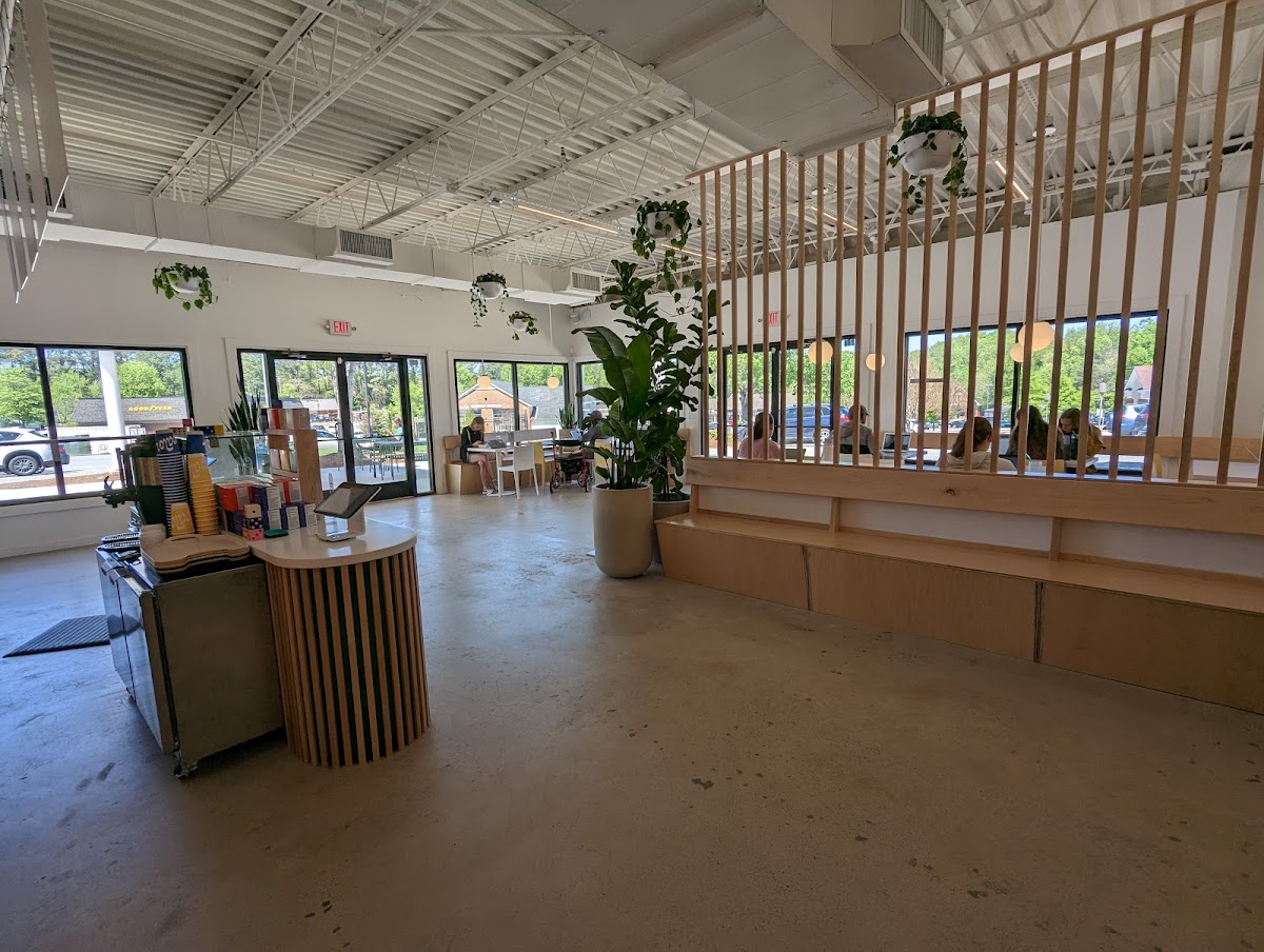 Valor Coffee interior