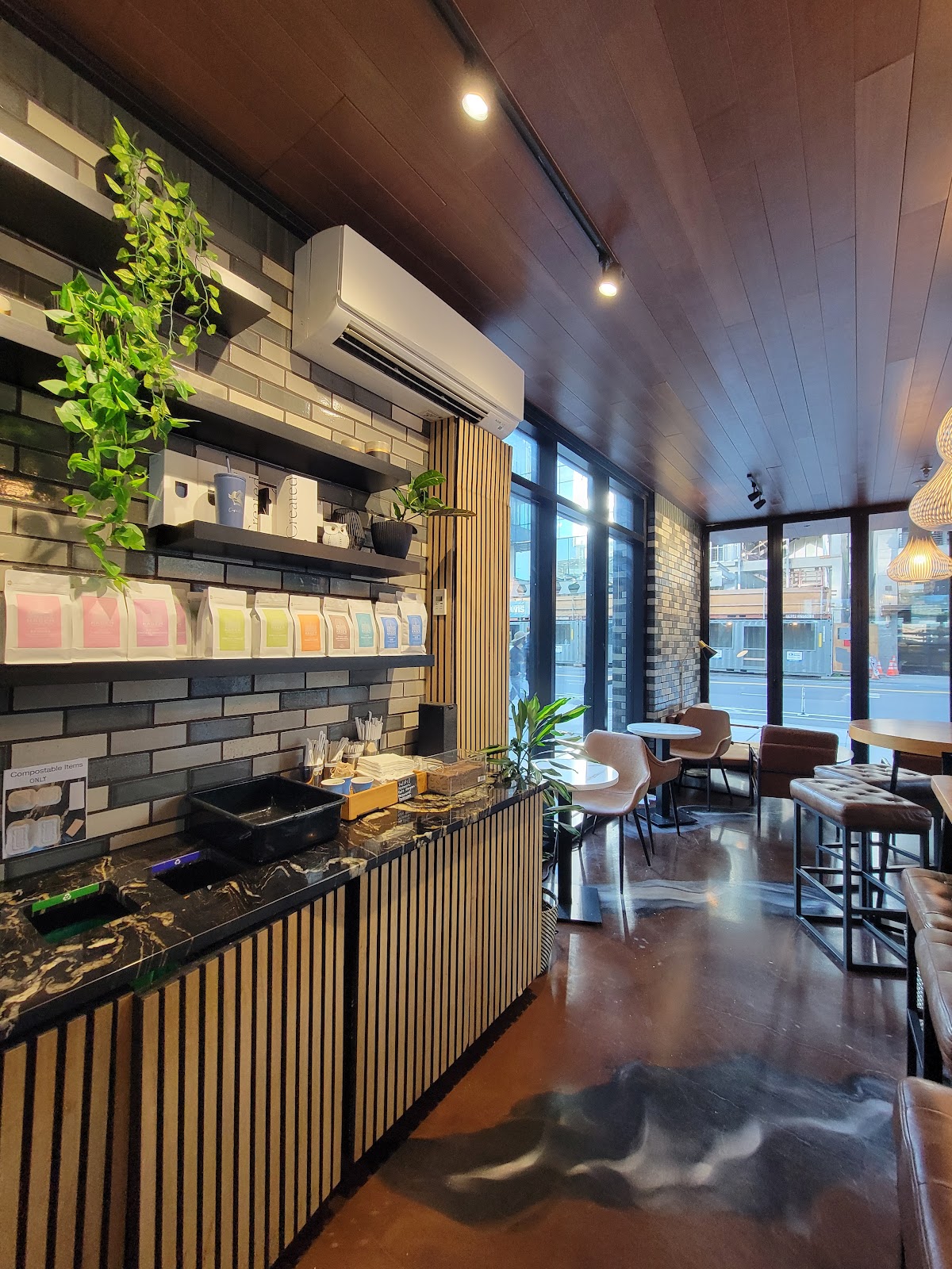 Cafe Hagen interior