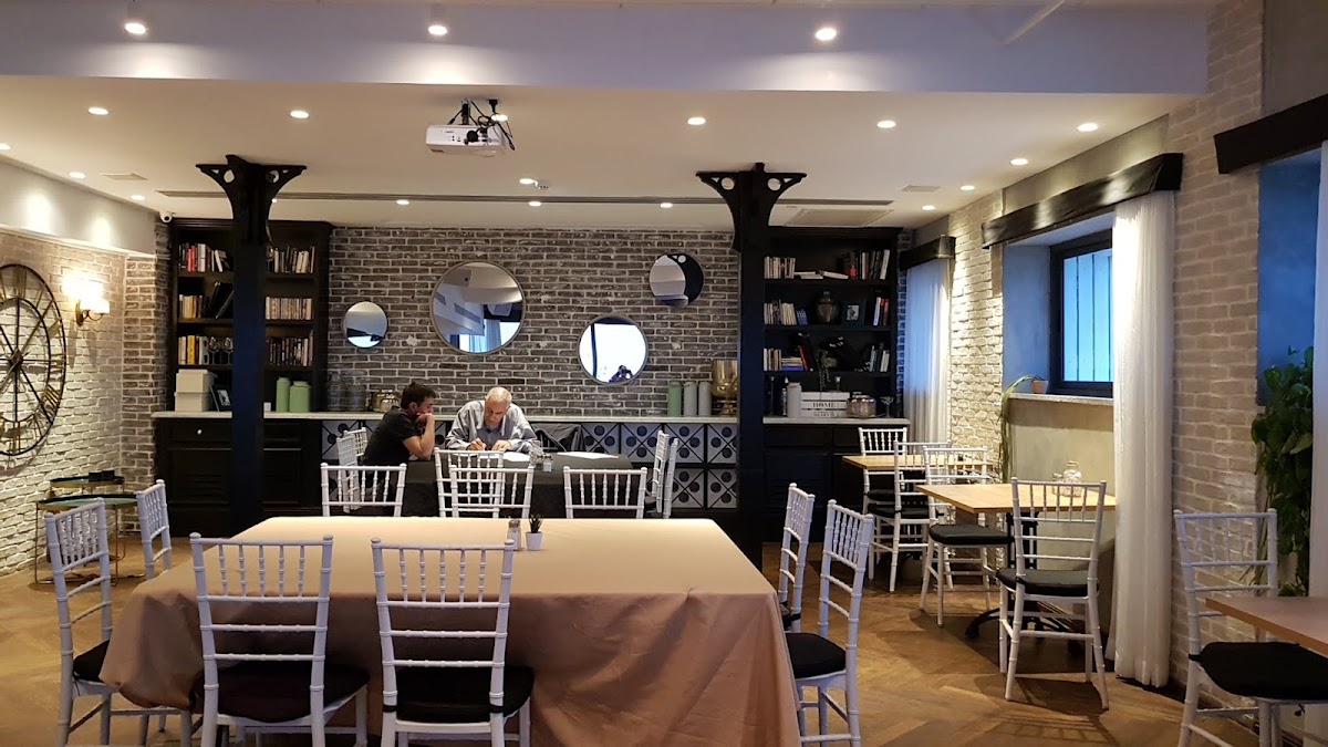 Cafe Cafe interior