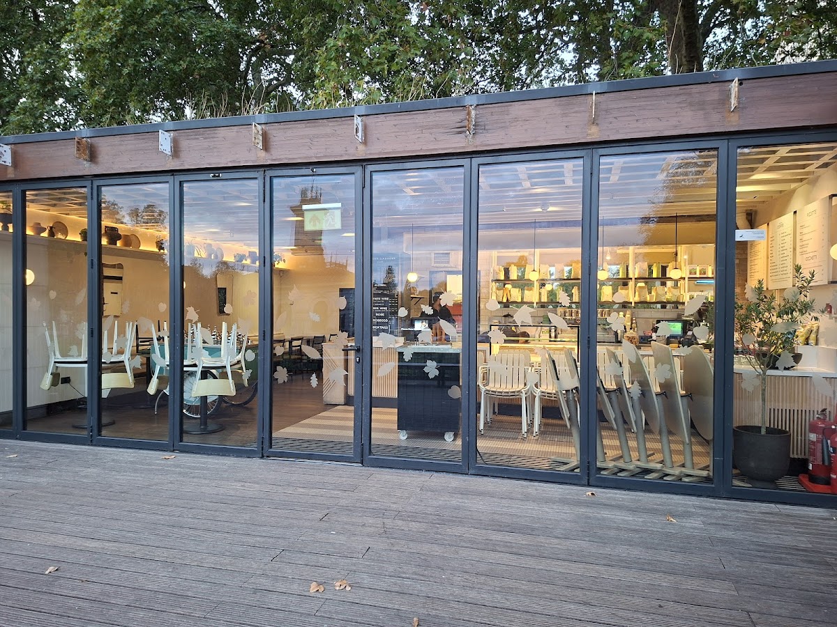 The Italian Gardens Café interior