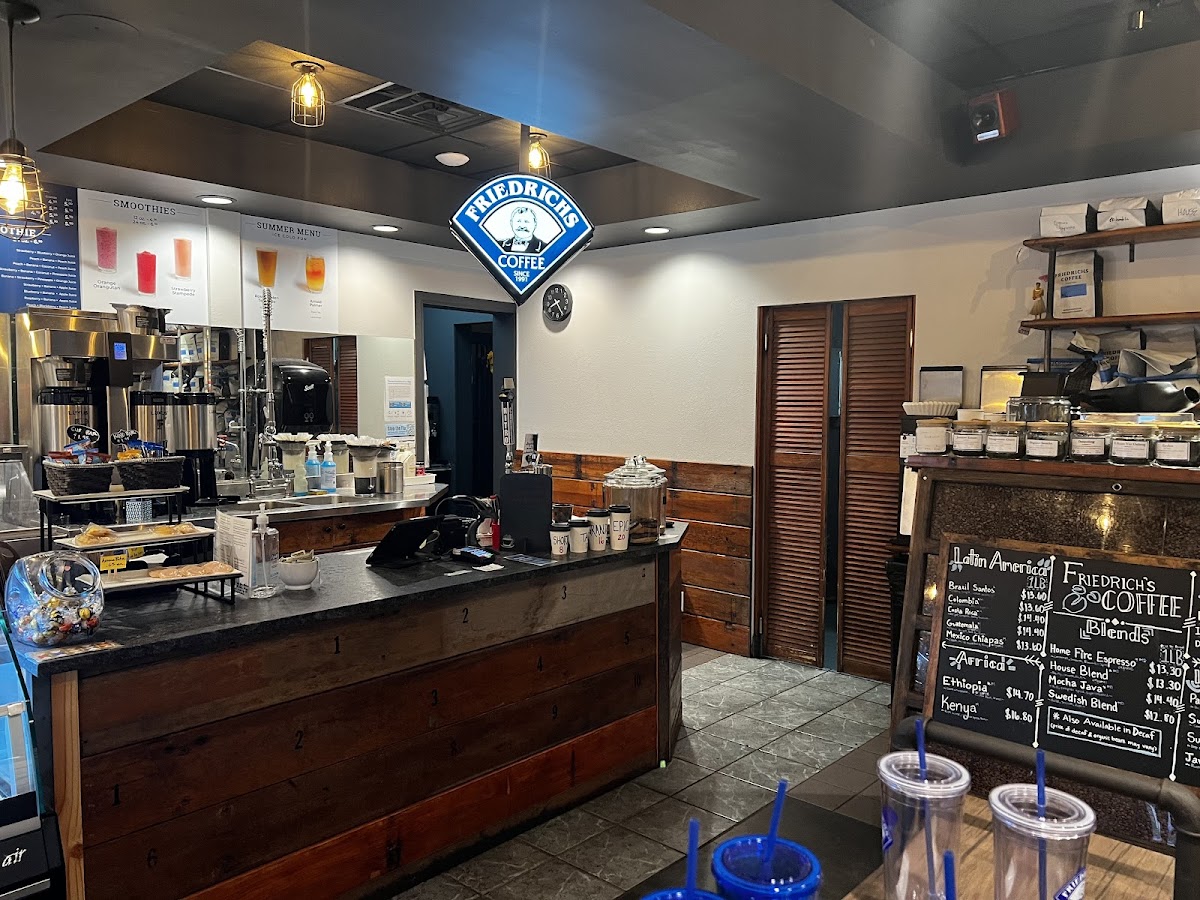 Friedrichs Coffee interior