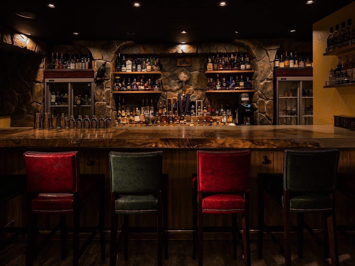 SPIRITS BAR Sunface SHINJUKU interior