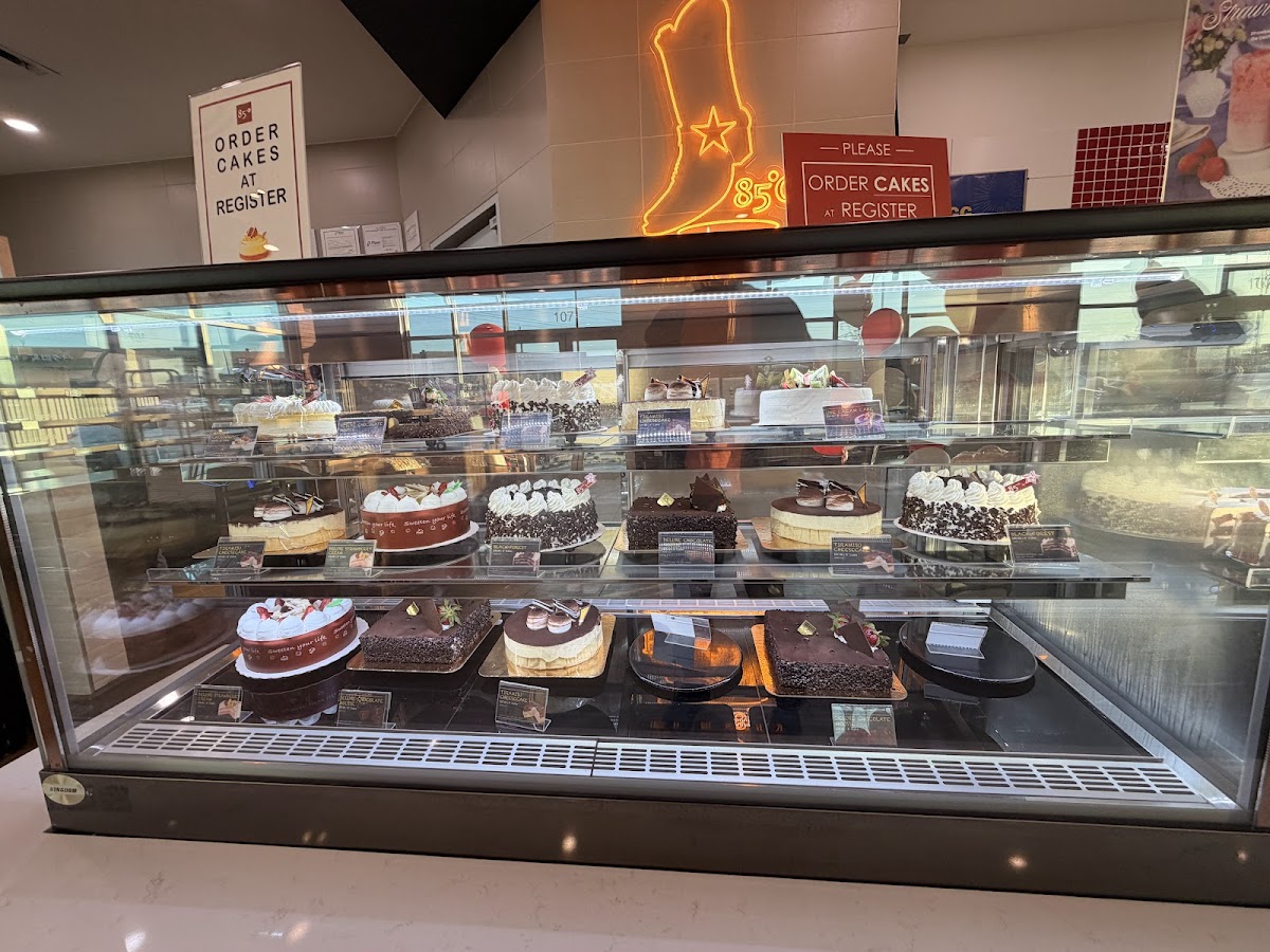 Photo of 85°C Bakery Cafe - Plano