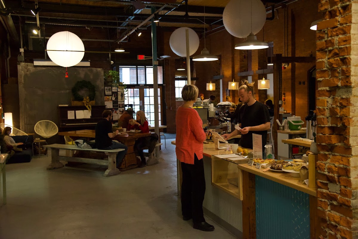 Nomad Coffee interior