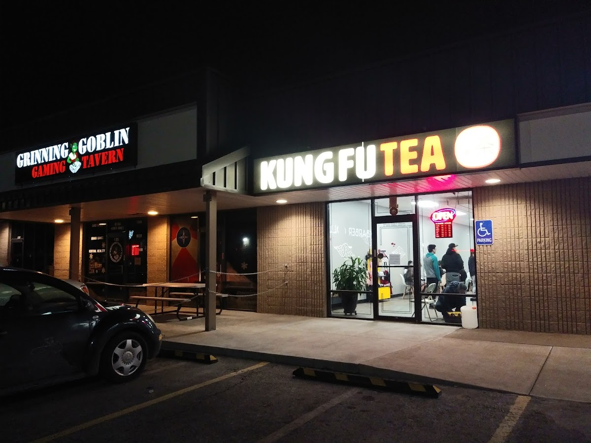 Kung Fu Tea interior