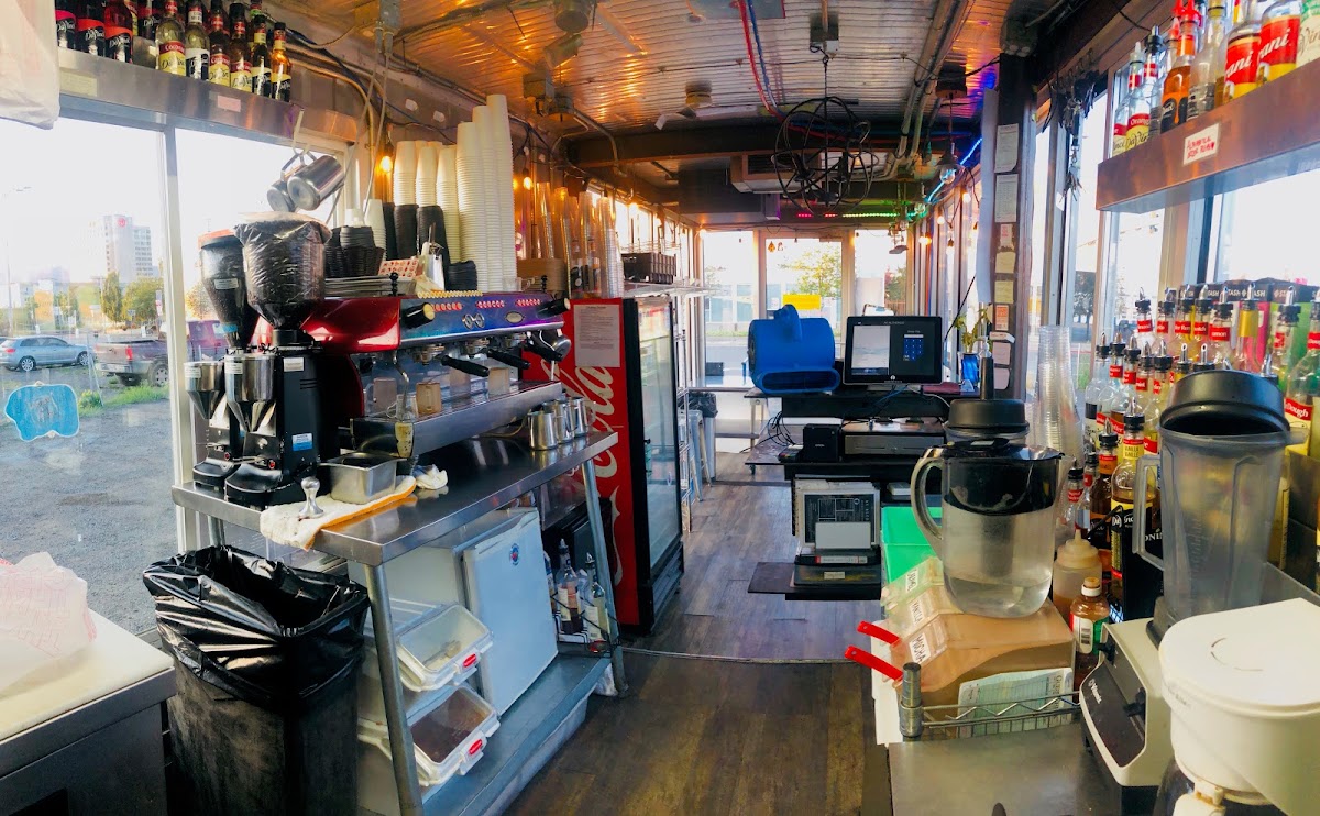 AK Alchemist Coffee interior