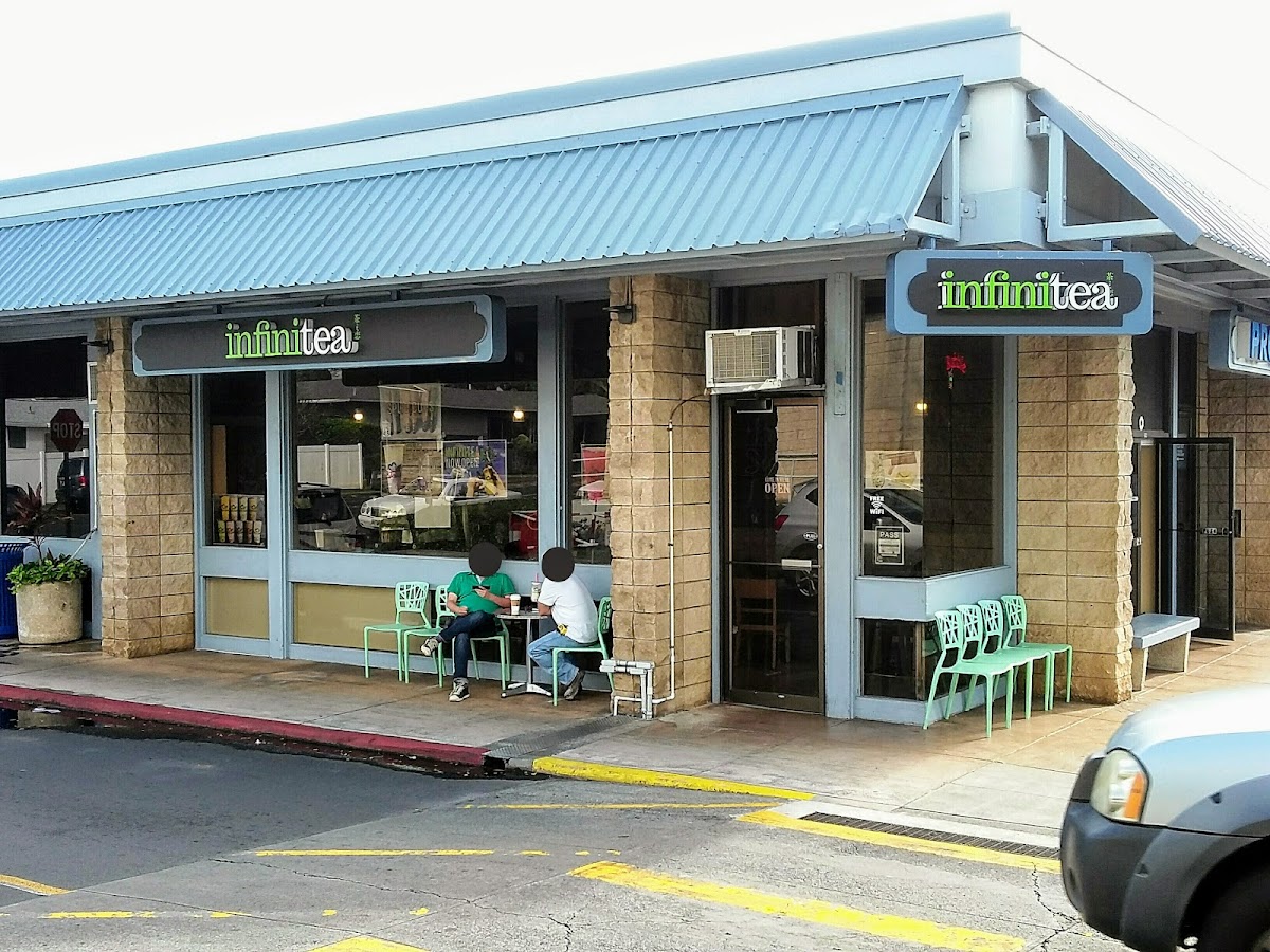 Infinitea Cafe interior