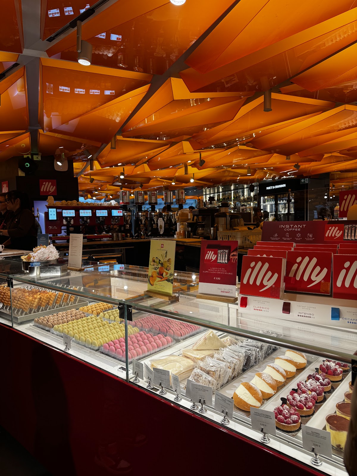Photo of illy