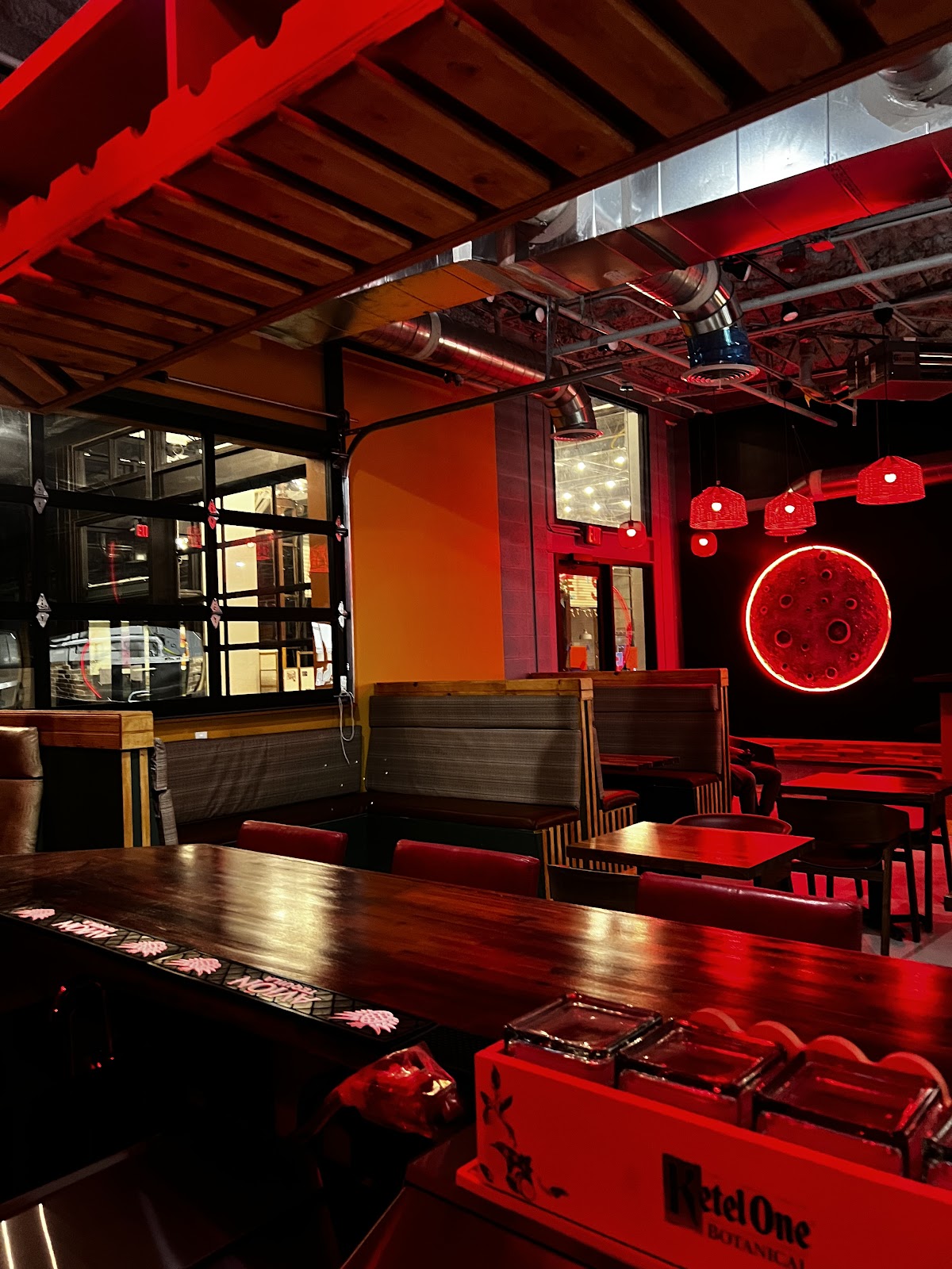NiteOwl Kitchen and Cocktails interior