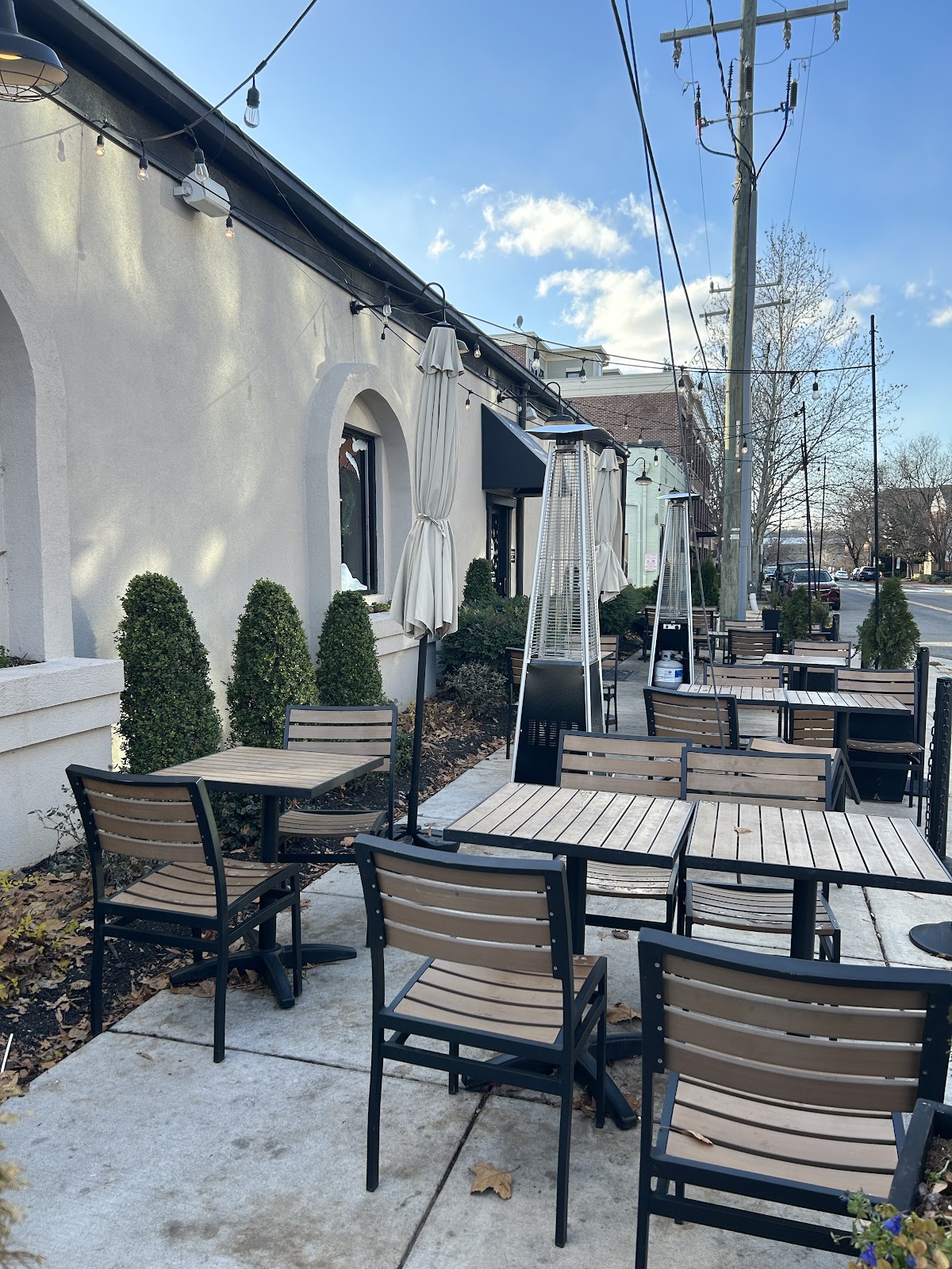 Mason Social interior