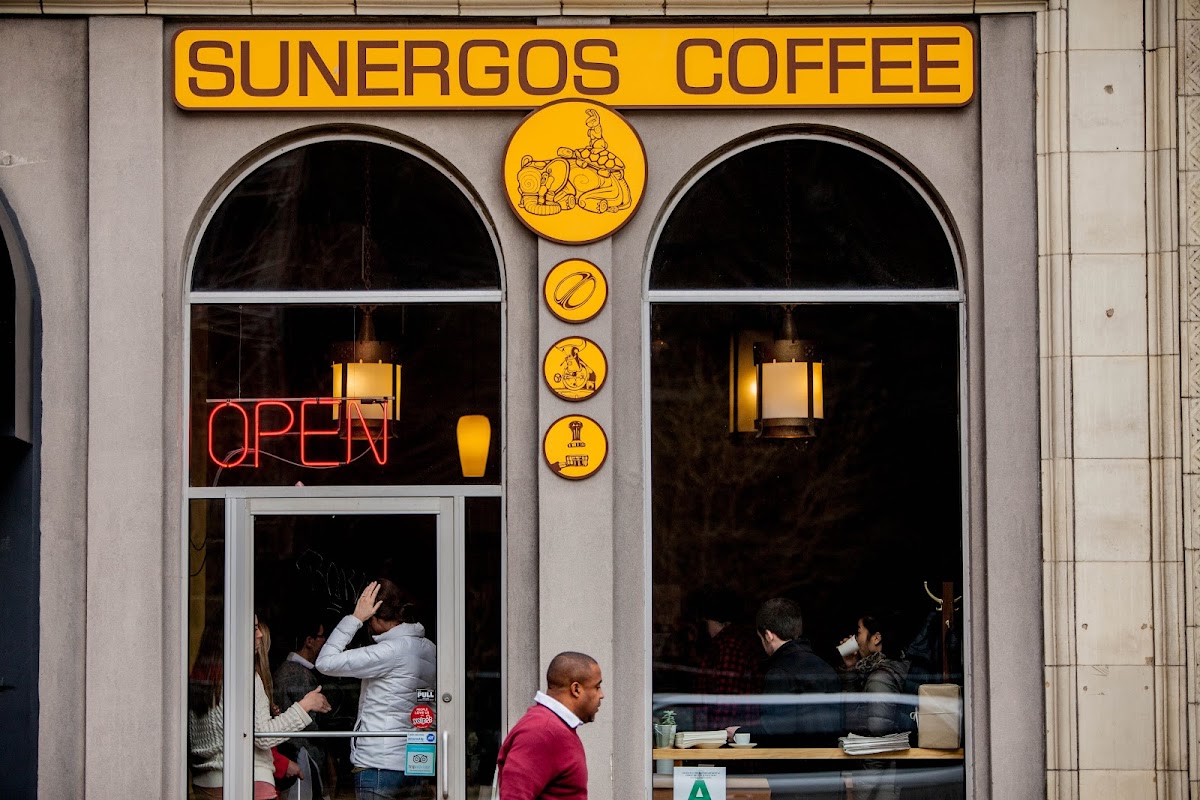 Sunergos Coffee interior