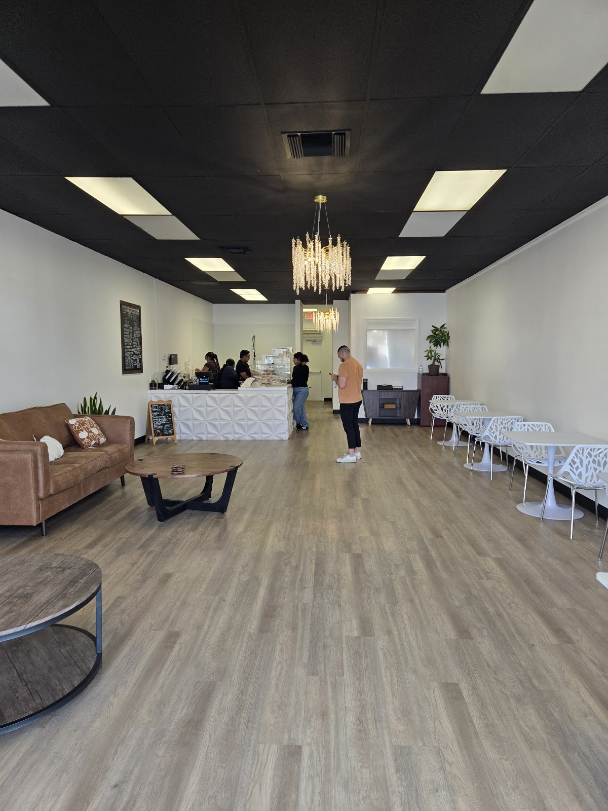 Café Del Barrio (Hood Coffee) interior