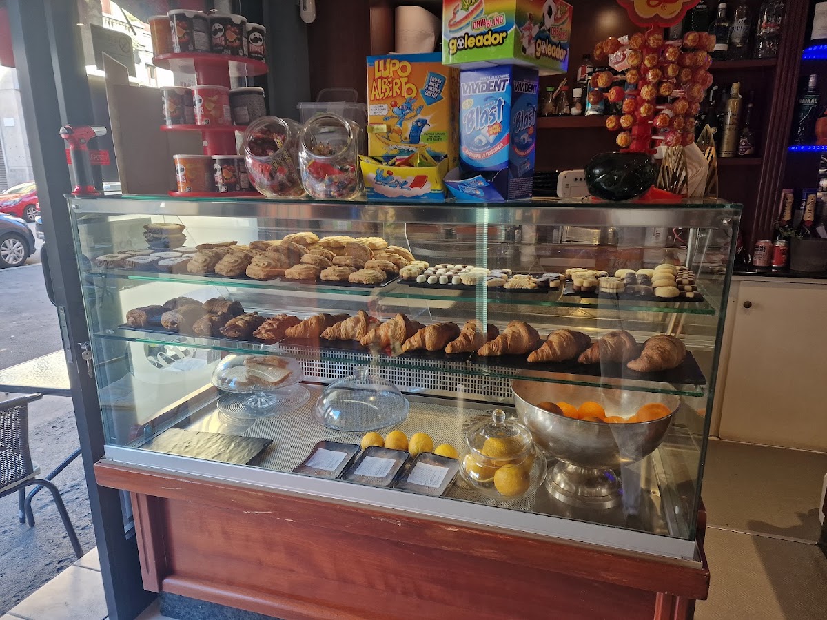 Photo of Bar 033