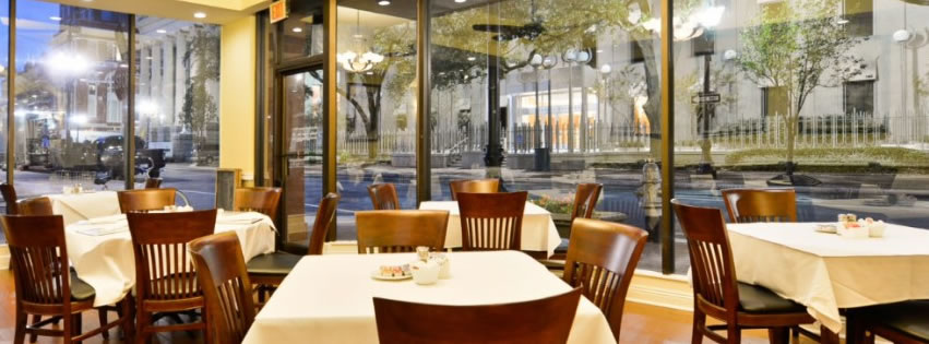 Cafe at the Square interior