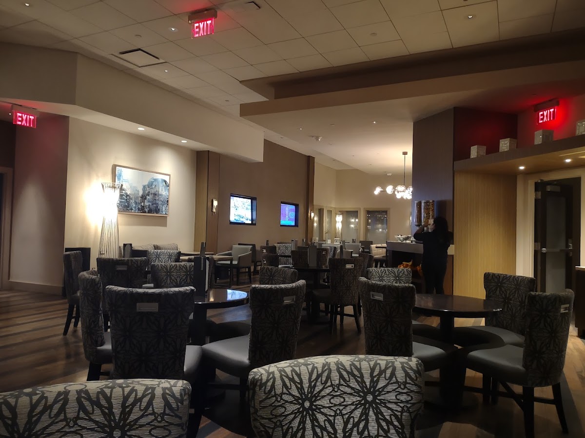 M Lounge interior