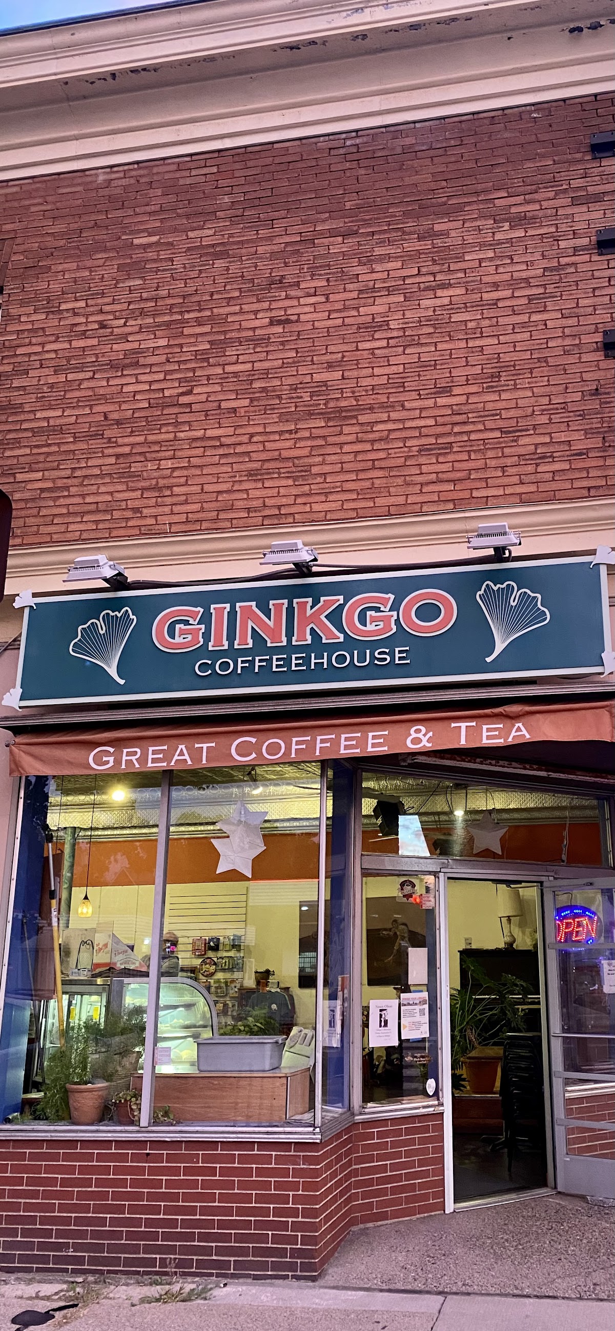 Ginkgo Coffeehouse interior
