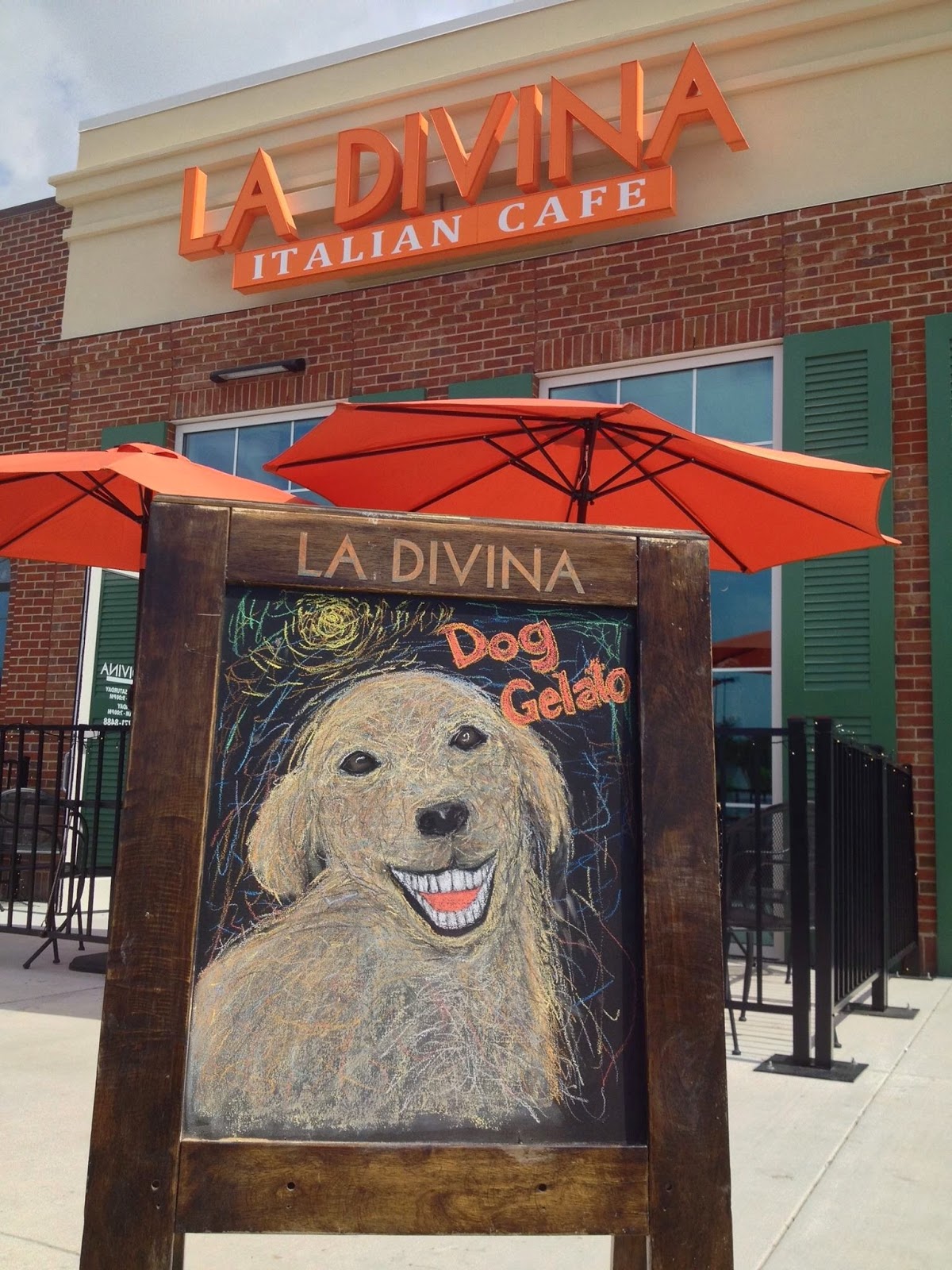 La Divina Italian Coffee Cafe interior