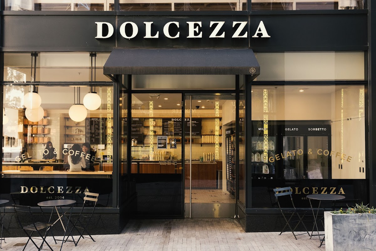 Dolcezza Gelato & Coffee interior
