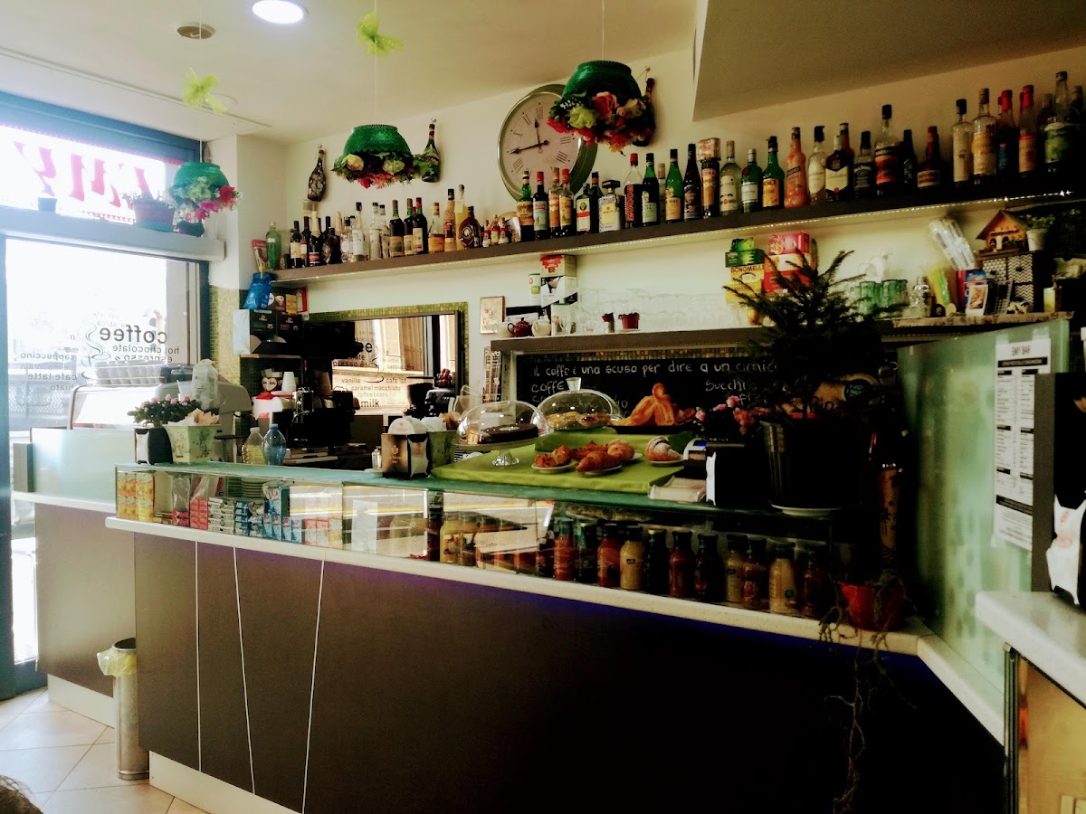 Emy Bar interior