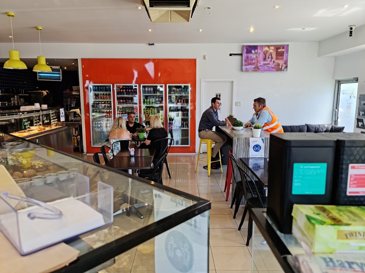 Port Xpresso Cafe interior