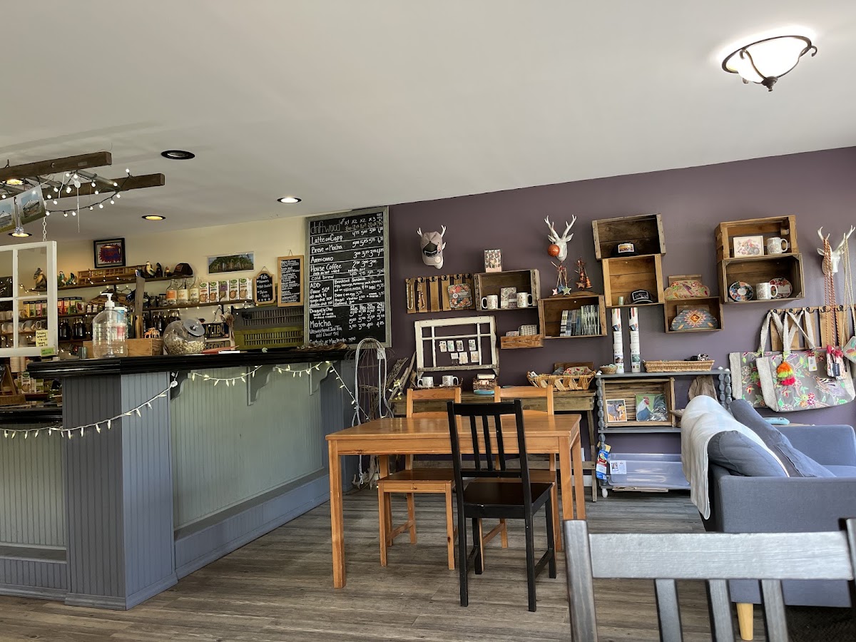 Driftwood Coffee interior