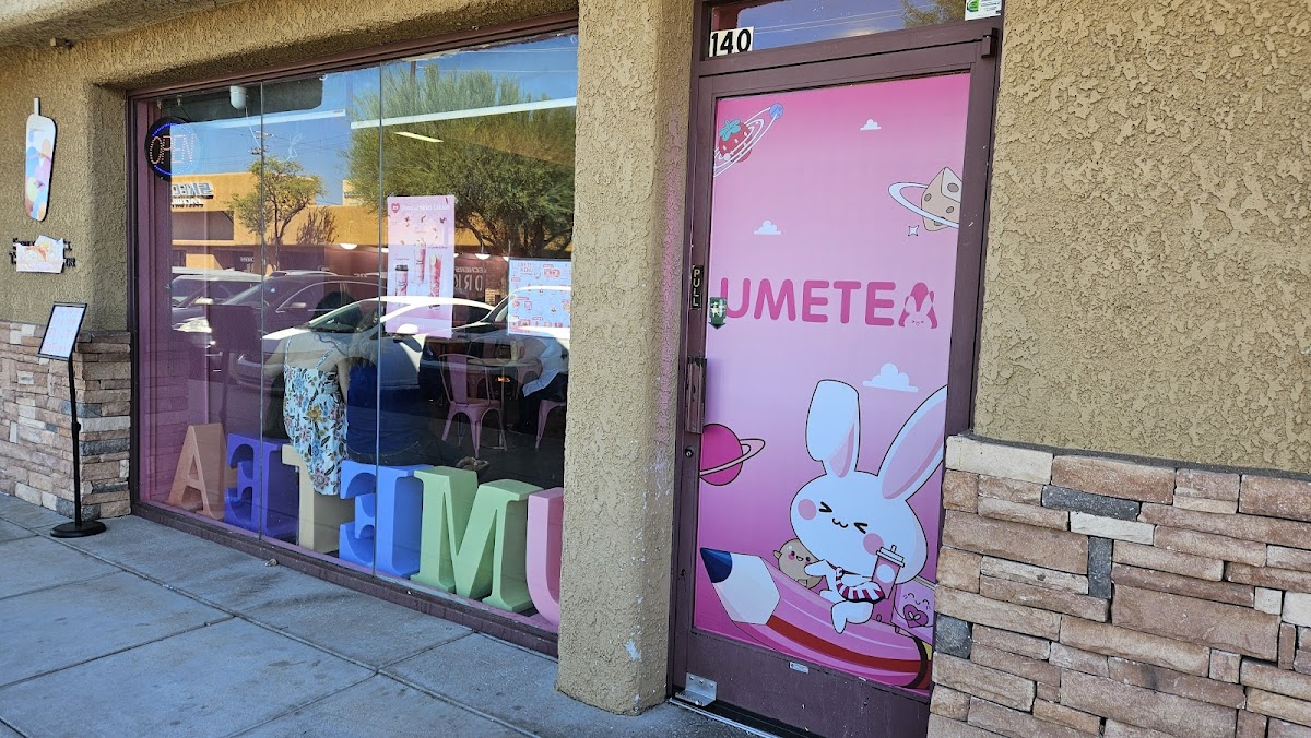 Ume Tea interior