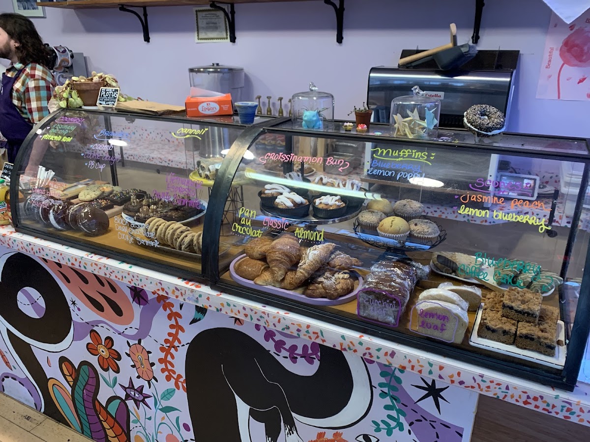 Brew Boba at Brewerytown Bakery interior