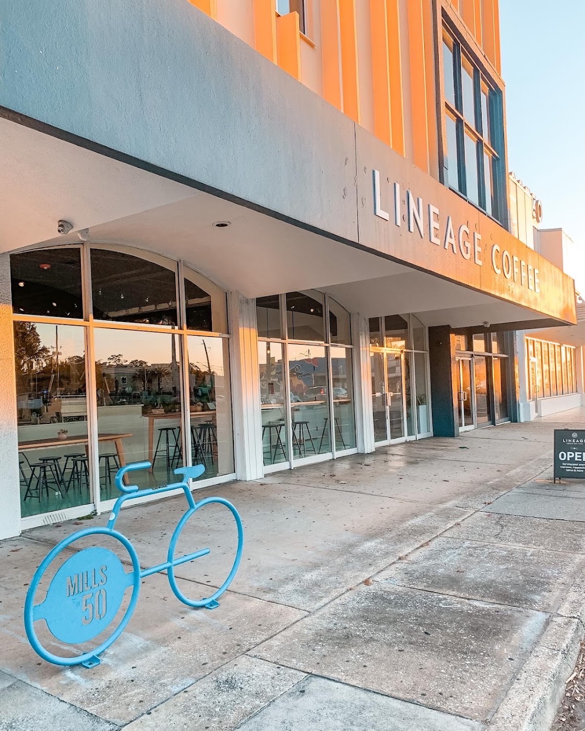 Lineage Coffee interior