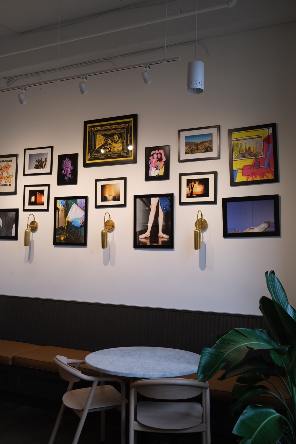 Redtree Coffee and Art interior