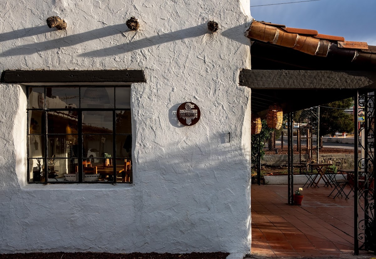 Casa Cafetzin Coffee Roasters interior