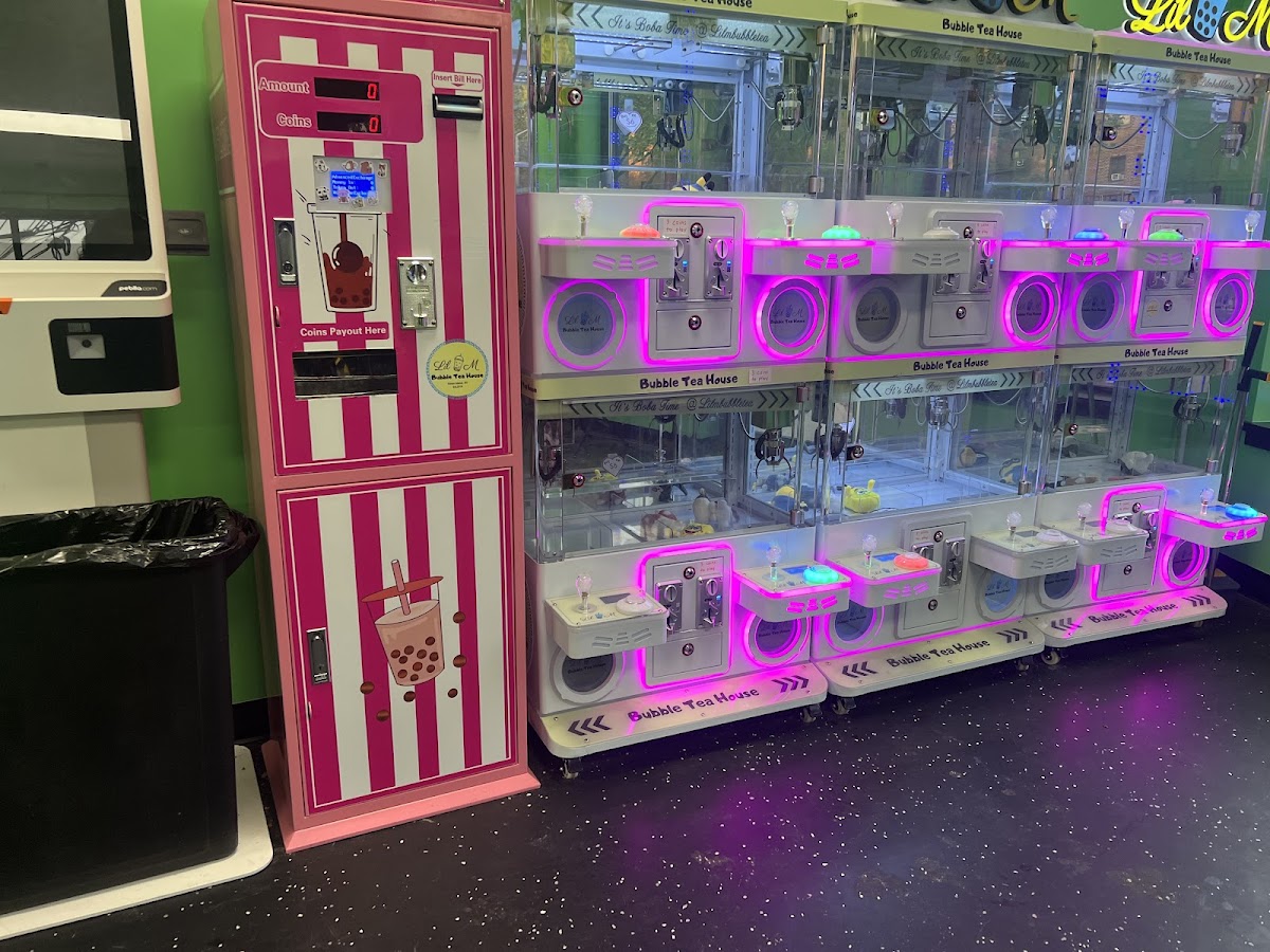 Lil M Bubble Tea (Jersey City) interior