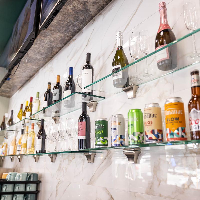 Magnin Street Cafe & Bistro interior