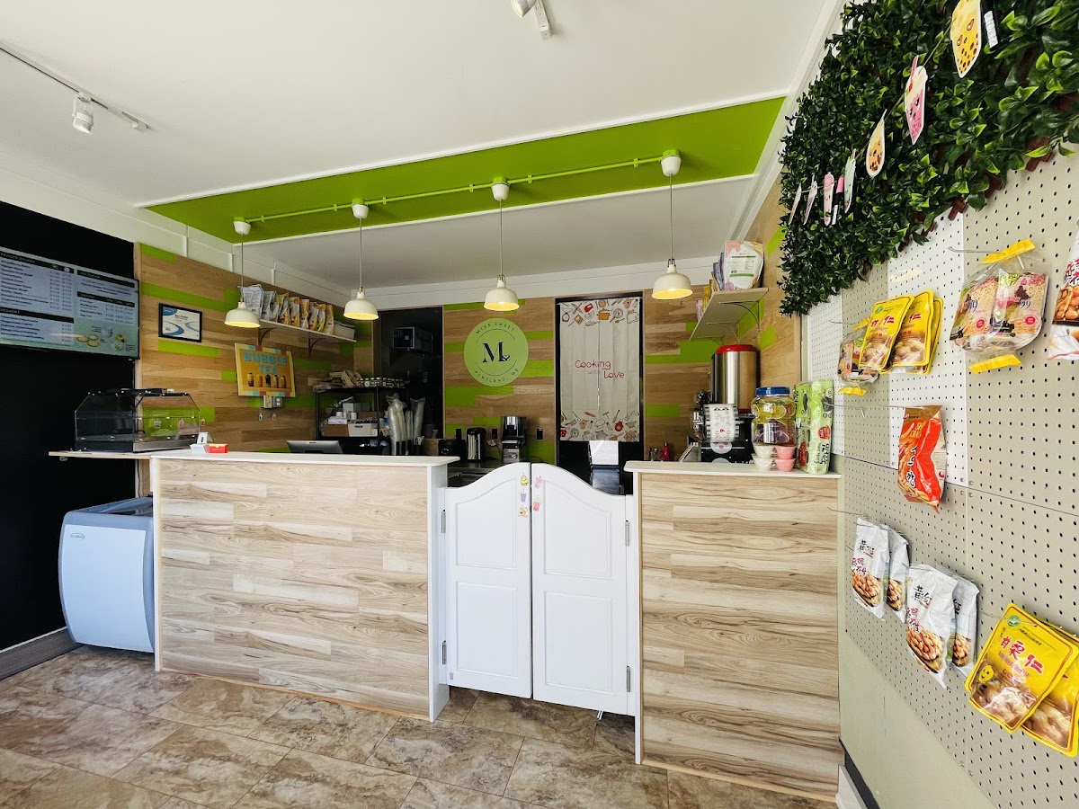 Miss Sweet Bubble Tea interior