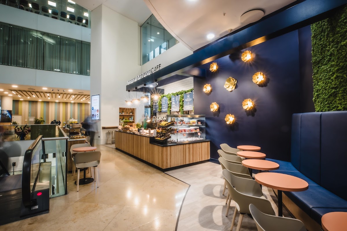 Green & Fortune interior