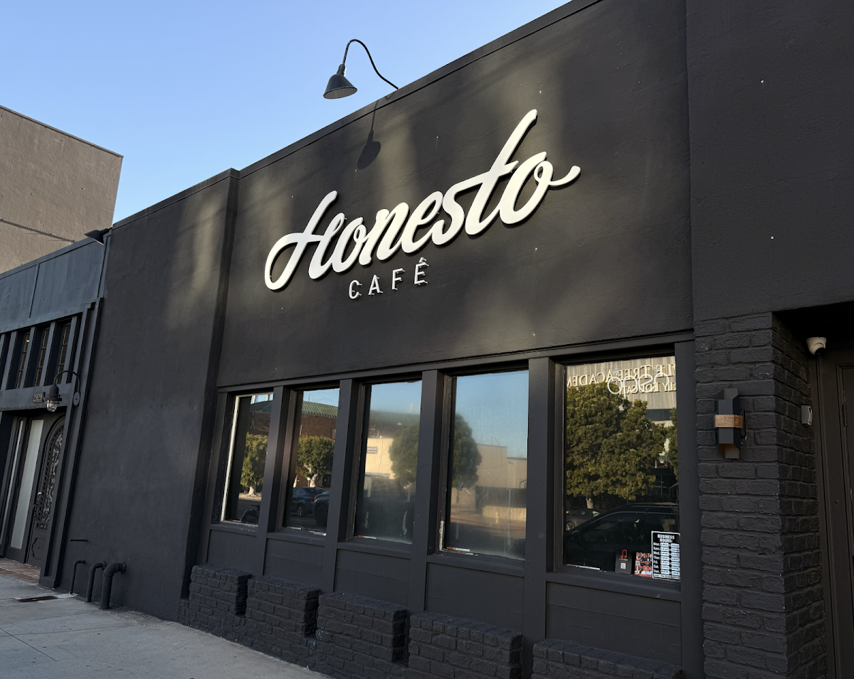 Honesto Café interior
