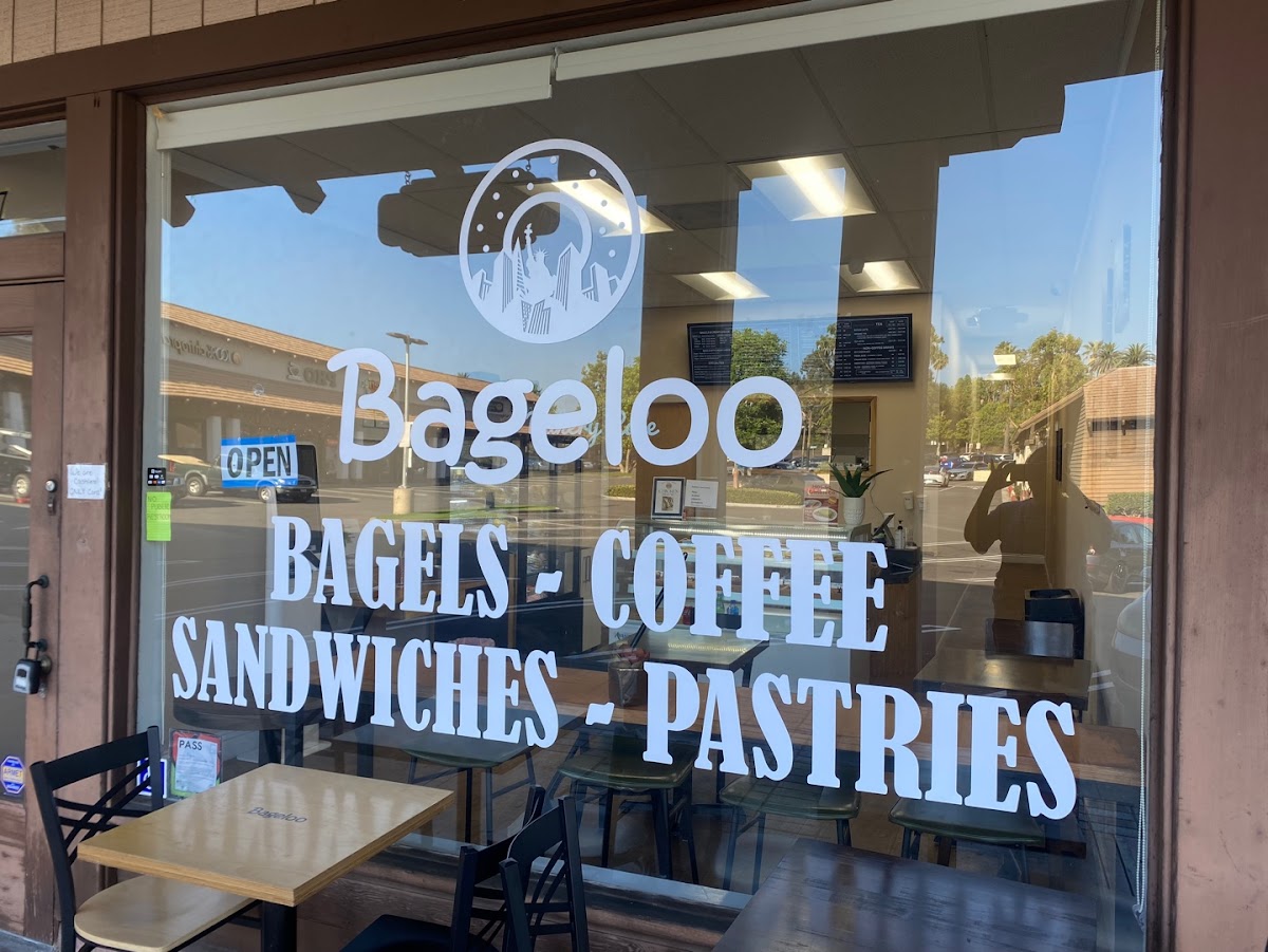 BAGELOO Bagel & Coffee Shop interior