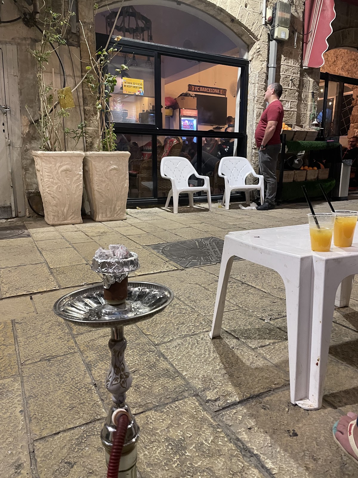 קפה לילות יפו interior