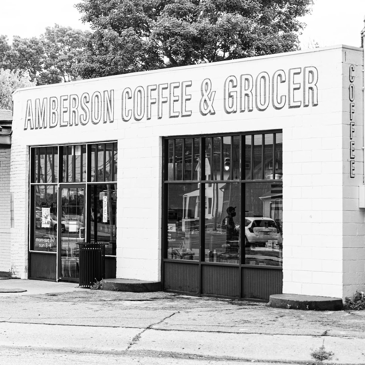 Amberson Coffee & Grocer interior