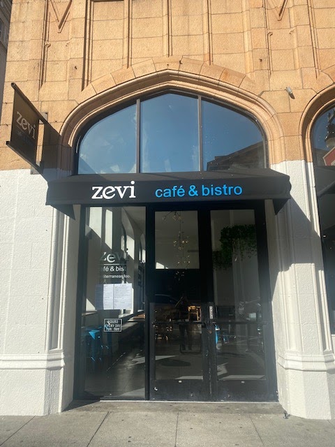 Zevi Cafe & Bistro interior