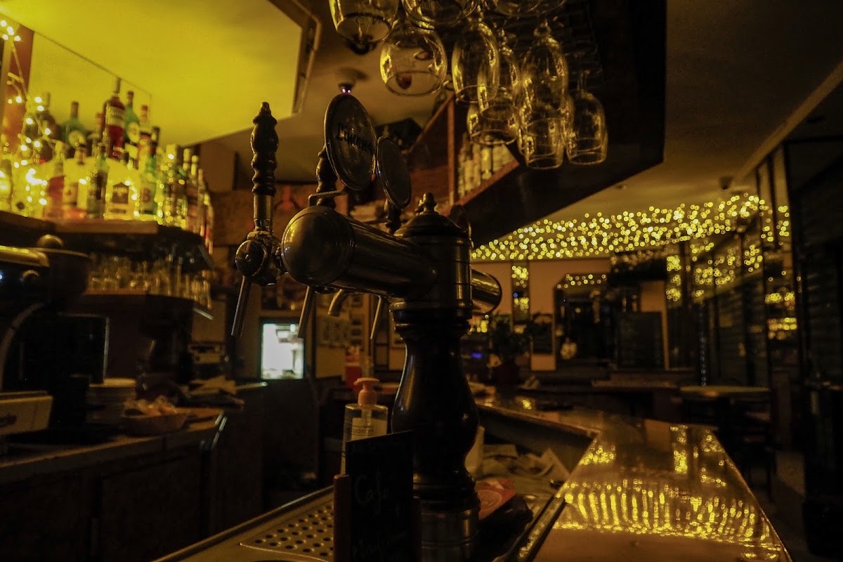 Le Marigny interior