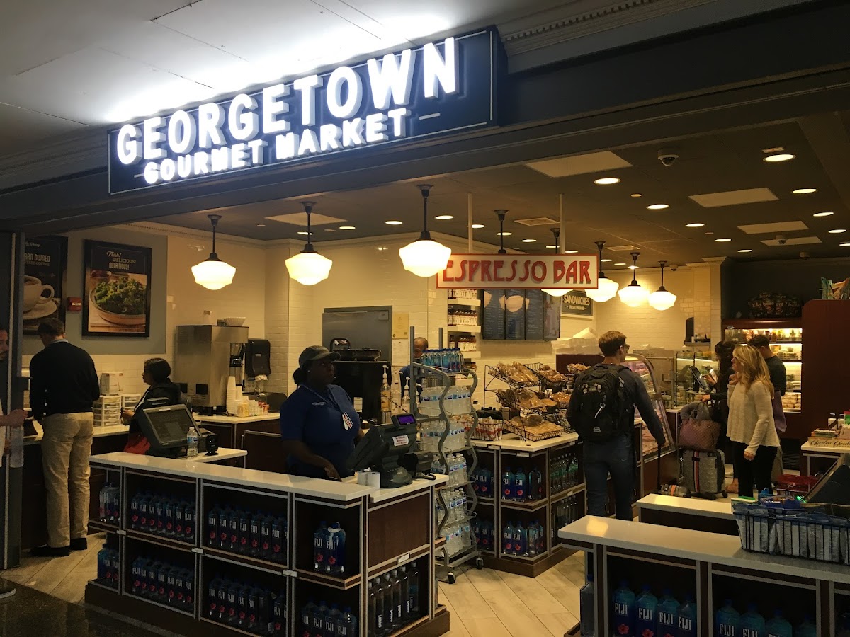 Georgetown Gourmet interior