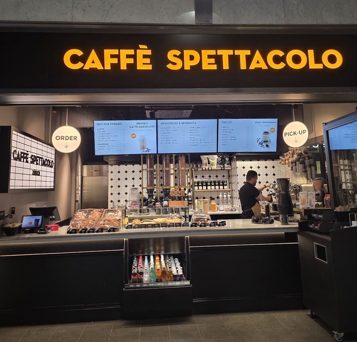 Caffè Spettacolo interior