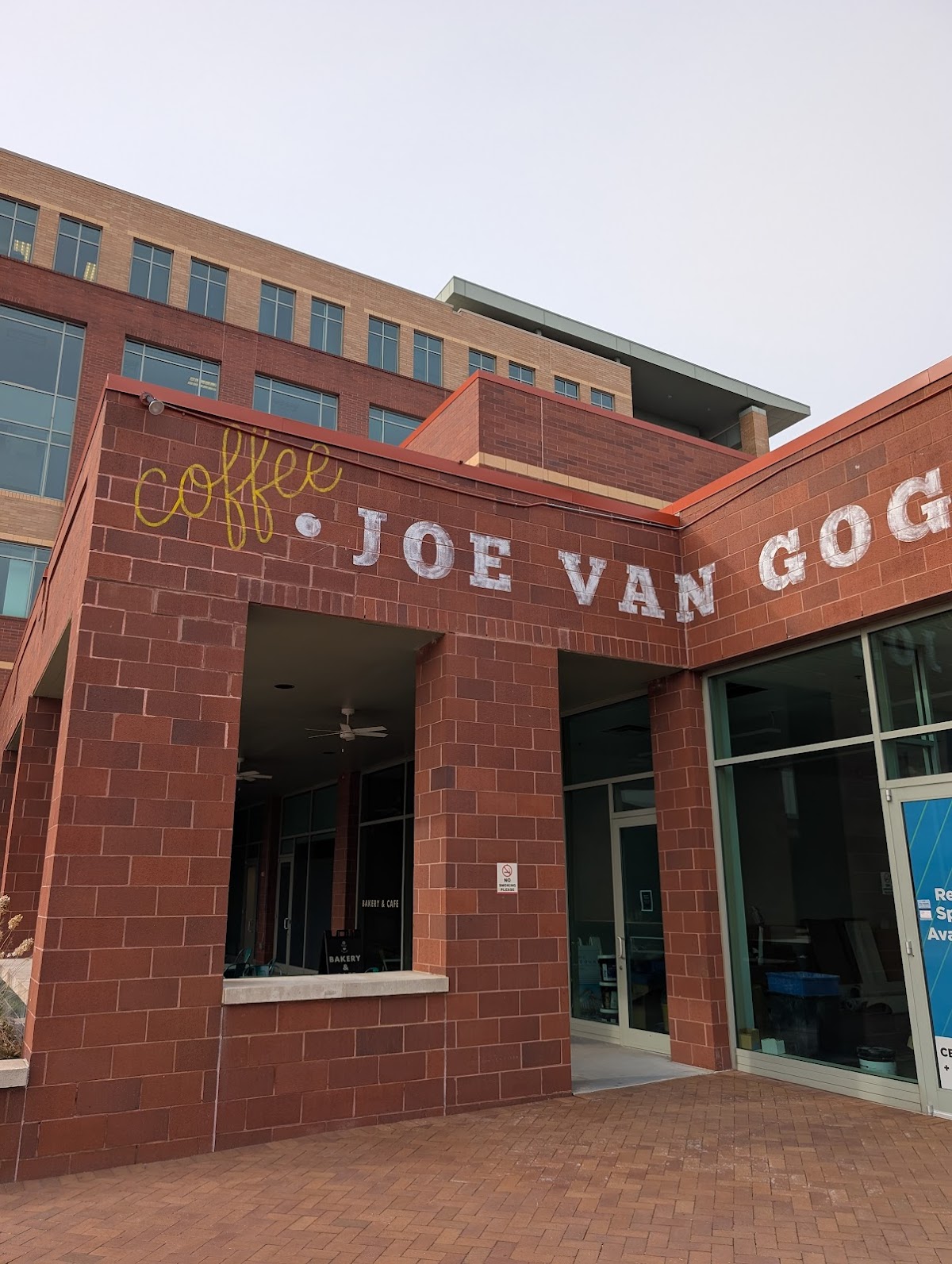 Joe Van Gogh SouthCourt interior