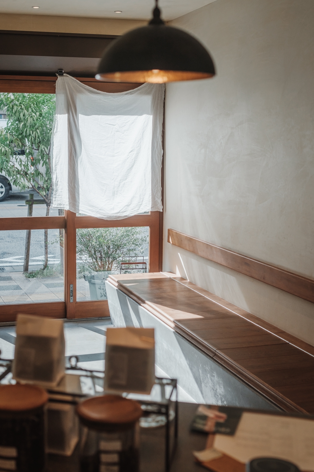 BERTH COFFEE ROASTERY "Haru" interior