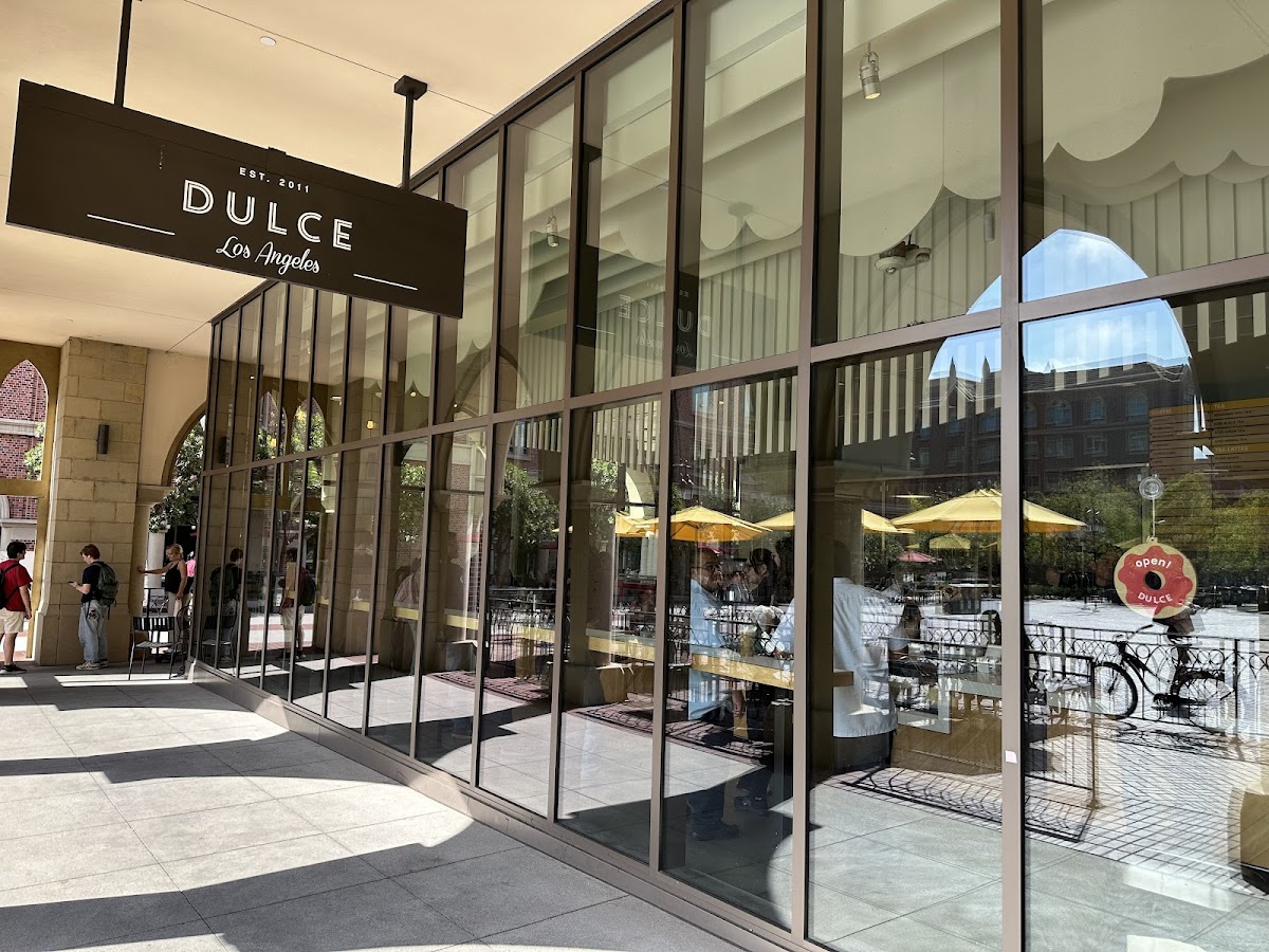 Cafe Dulce interior