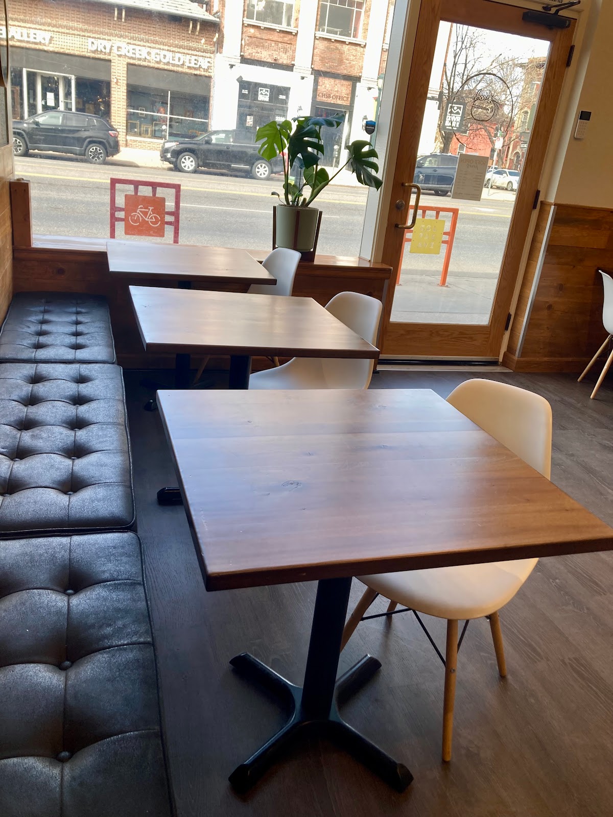Savageau Coffee and Ice Cream interior