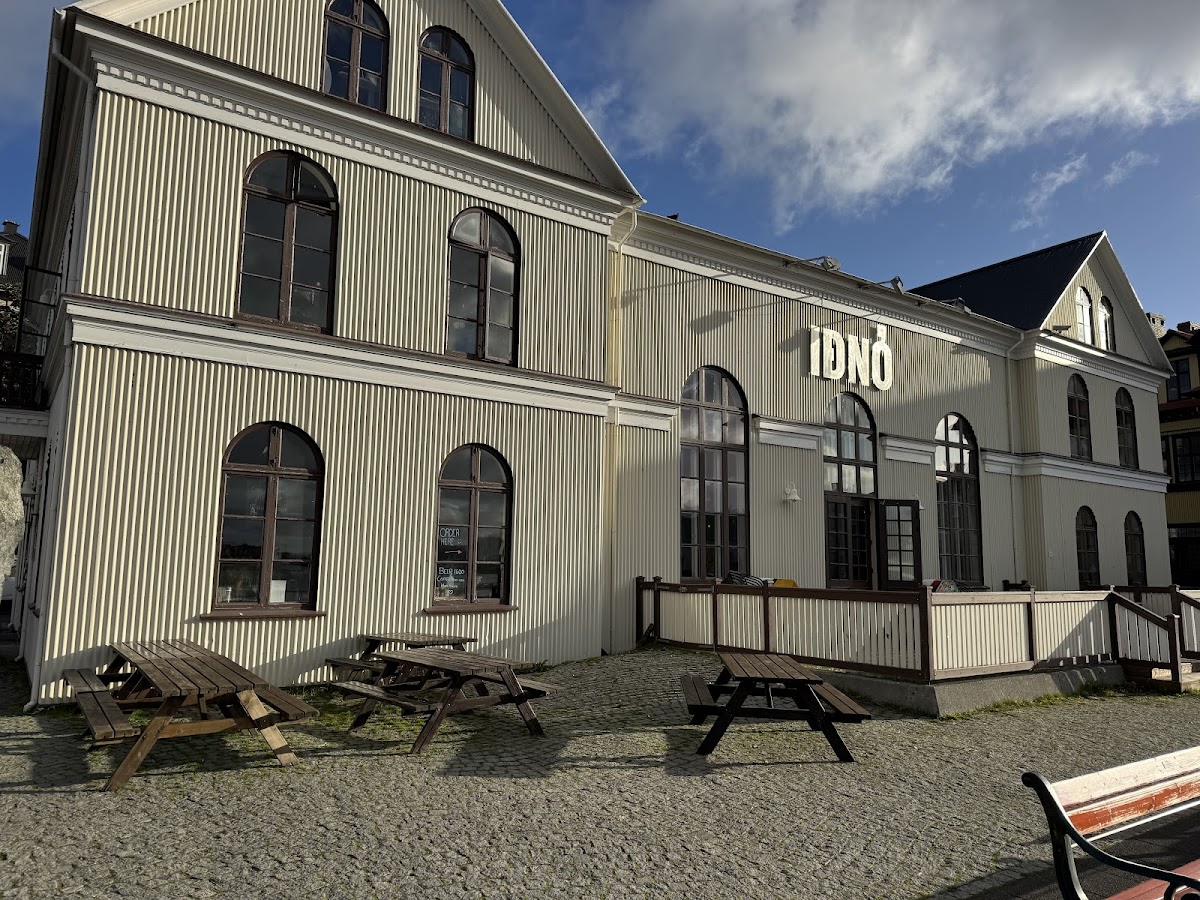 Photo of Iðnó