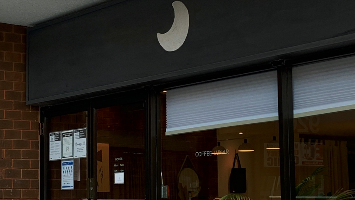 Coffee Lunar interior
