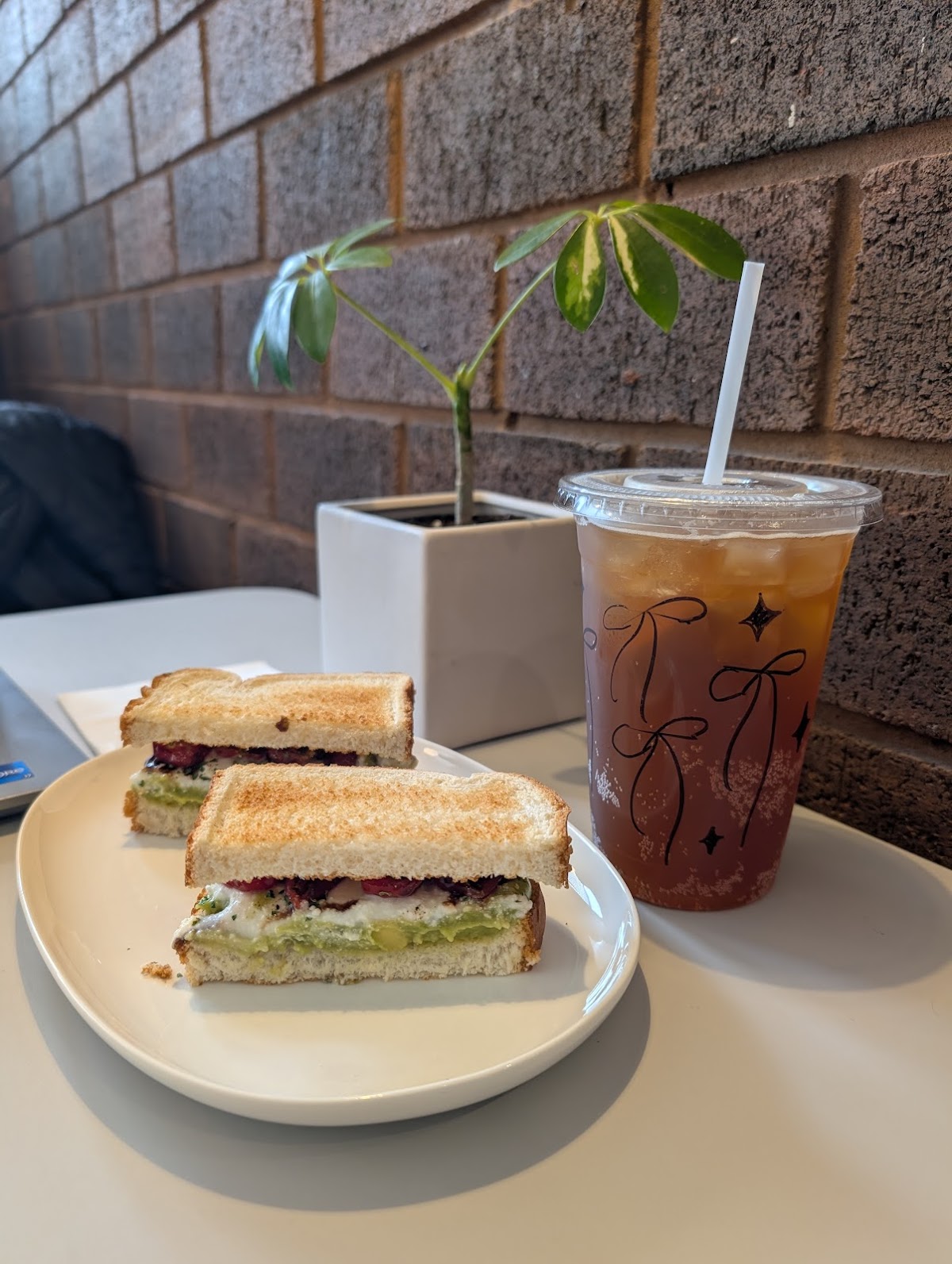 Photo of Coffee Lunar