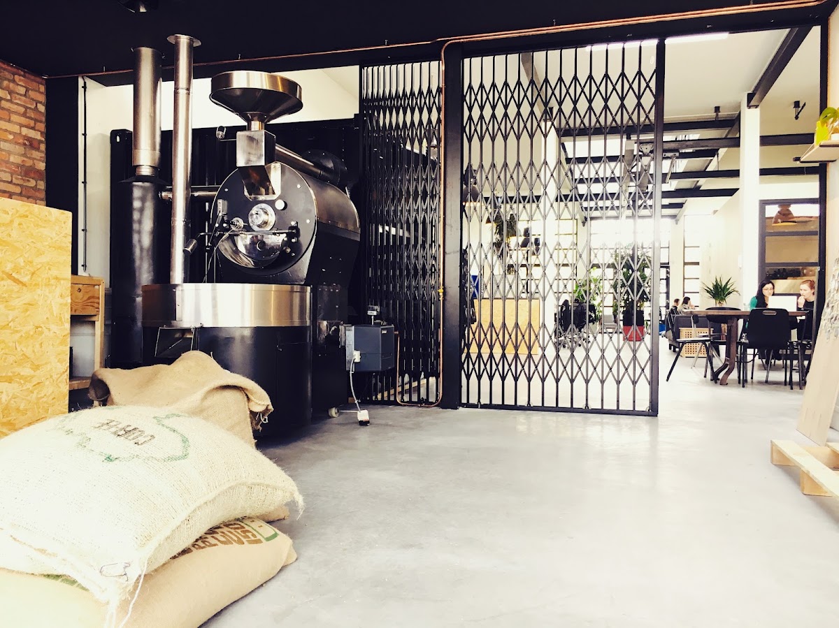 Rovers Coffee Roasters interior
